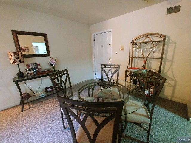 527 Franklin Ave-Unit -5 in Nutley, NJ - Building Photo