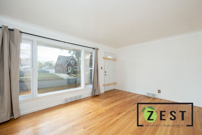 8957 Prest St in Detroit, MI - Building Photo - Building Photo