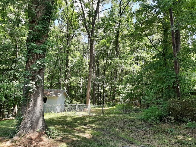 609 Pearson Dr in Durham, NC - Building Photo - Building Photo