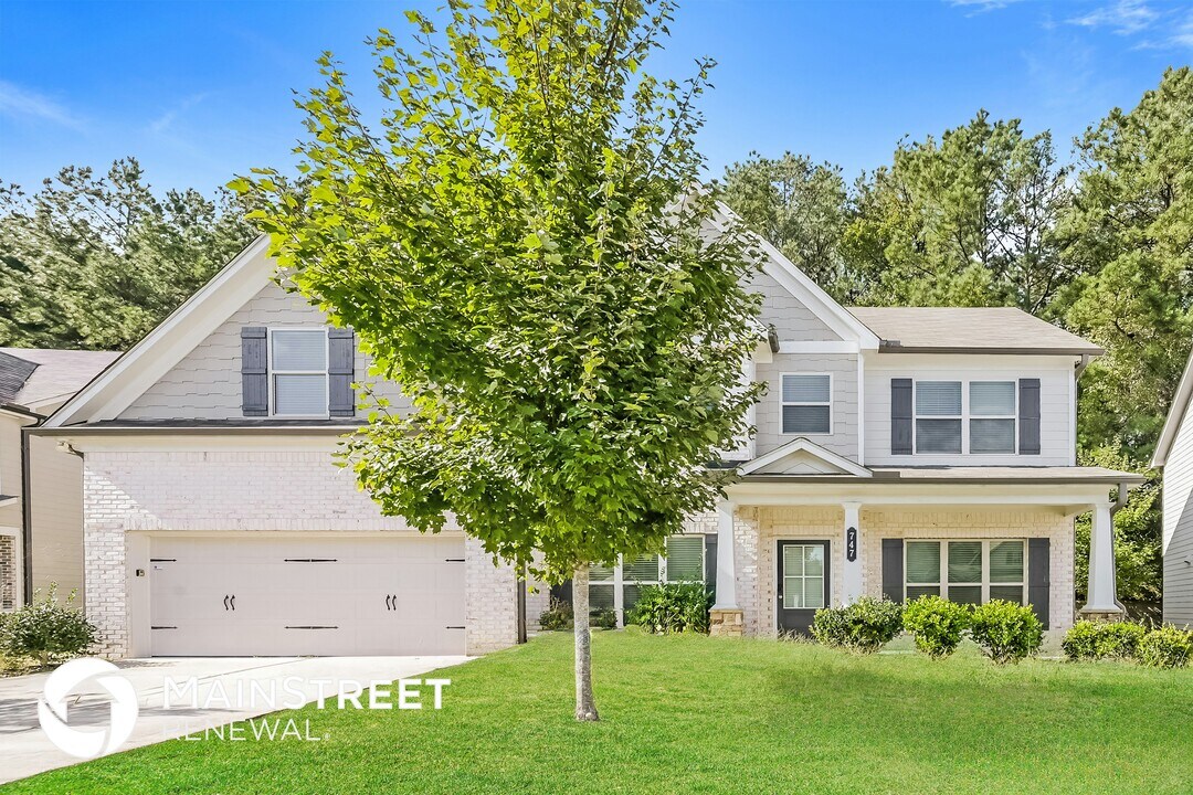 747 Overlook Gln Dr in Lawrenceville, GA - Building Photo