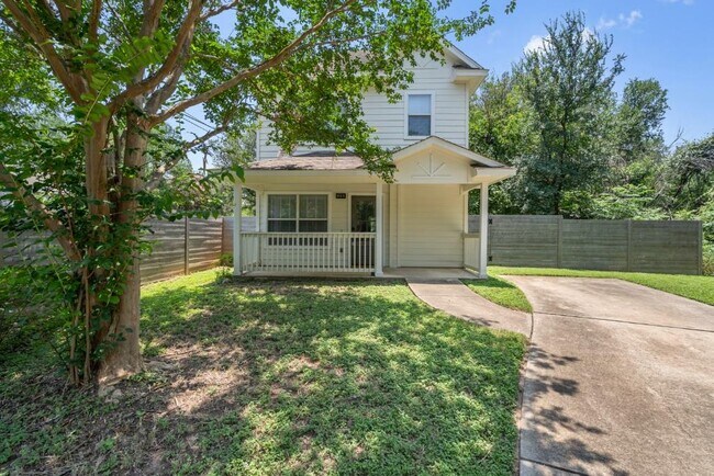 2535 Sol Wilson Ave in Austin, TX - Building Photo - Building Photo