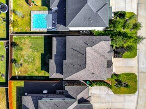 106 Cedar Hammock Trail in Tomball, TX - Building Photo - Building Photo