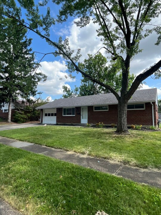 1599 Lucks Rd in Reynoldsburg, OH - Building Photo