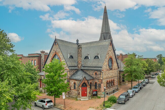 Strawbridge Apartments in Baltimore, MD - Building Photo - Primary Photo