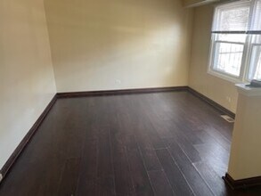 6651 S Ellis Ave in Chicago, IL - Building Photo - Building Photo