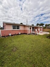 7648 Alhambra Blvd in Miramar, FL - Building Photo - Building Photo