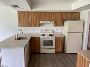 5637 Coral Ave in Cape Coral, FL - Building Photo - Building Photo