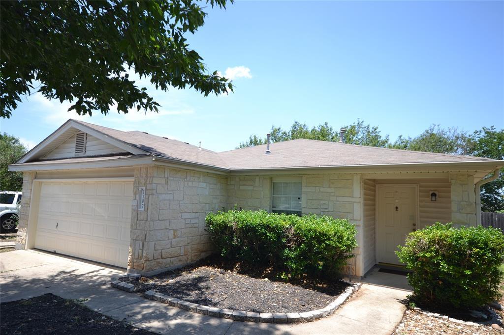 2107 Bridal Path in Cedar Park, TX - Building Photo