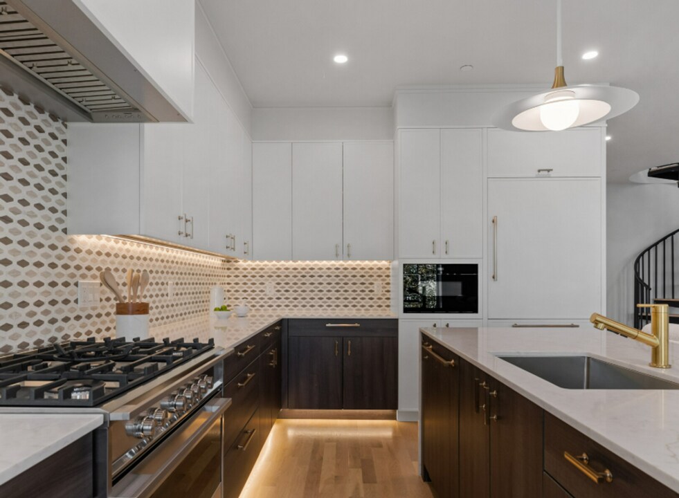 14 Claflin Rd in Brookline, MA - Building Photo