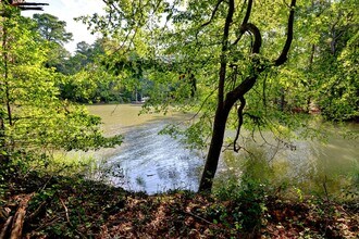 200 Olde Pond Ln in Yorktown, VA - Building Photo - Building Photo