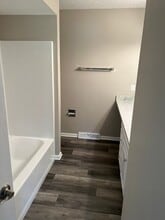 2814 Sand Run Pky in Akron, OH - Building Photo - Building Photo