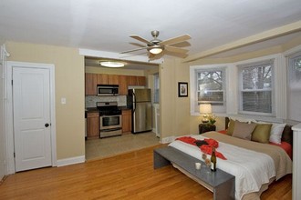 Copley Manor Apartments in Philadelphia, PA - Building Photo - Interior Photo