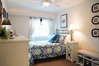 Cardinal Court in Charlottesville, VA - Building Photo - Building Photo