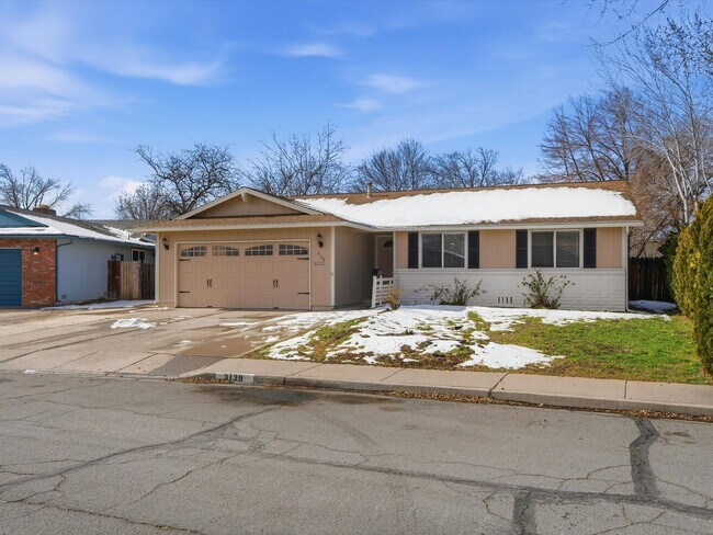 3139 Saltern Way in Sparks, NV - Building Photo - Building Photo