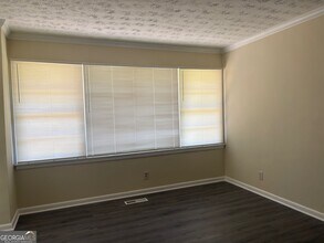 5690 Cypress Dr in Forest Park, GA - Building Photo - Building Photo