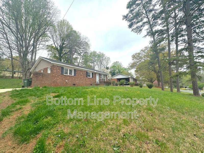 114 Lynnbrook Dr in Belmont, NC - Building Photo
