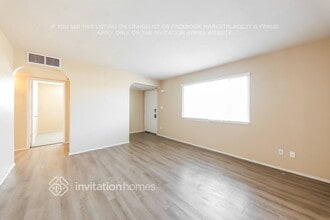 3026 W Lawrence Ln in Phoenix, AZ - Building Photo - Building Photo