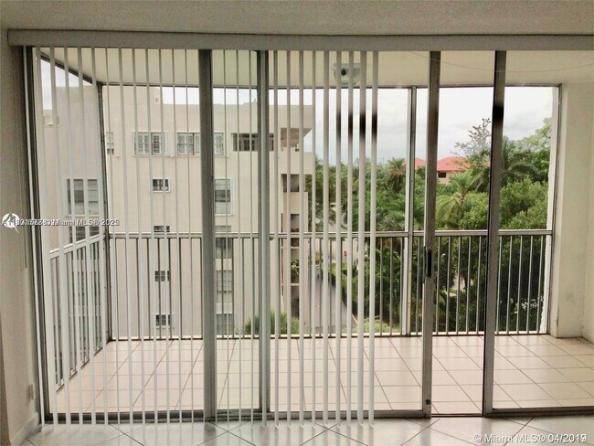 property at 150 Ocean Ln Dr