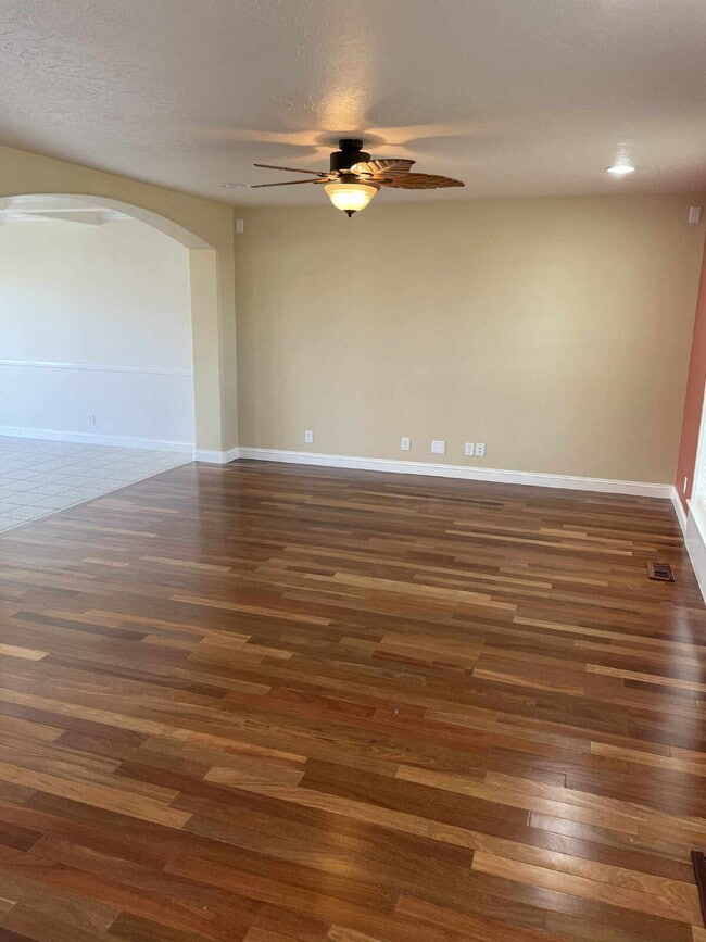 property at 1840 SW Shaft Ave