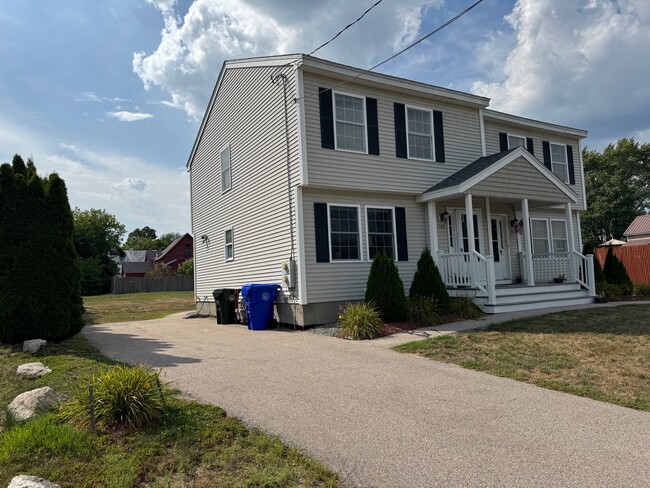 109 Bowman St, Unit 109 in Manchester, NH - Building Photo - Building Photo