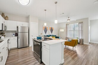 Centreport Lake in Fort Worth, TX - Foto de edificio - Building Photo