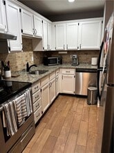 3524 W Shore Rd in Warwick, RI - Building Photo - Building Photo