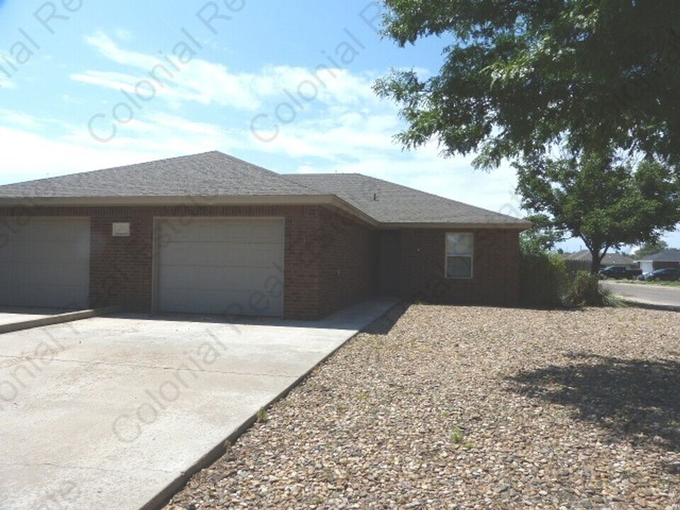 721 Bison Rd in Clovis, NM - Building Photo