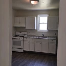 4557 NY-23, Unit 7