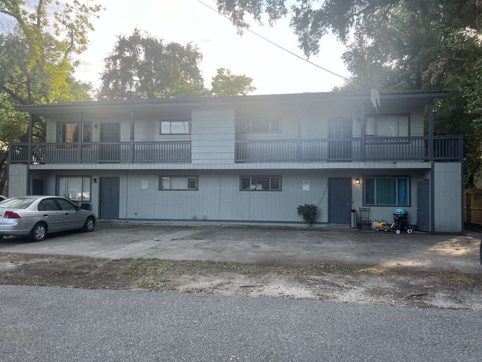 715 Reynolds St, Unit No. 3 in Brunswick, GA - Building Photo