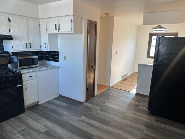 4356-4358 S Iowa Ave in St. Francis, WI - Building Photo - Building Photo