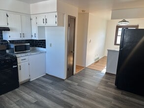 4356-4358 S Iowa Ave in St. Francis, WI - Building Photo - Building Photo