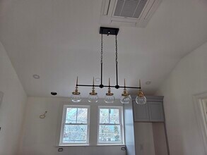 6 Lowell Ave in Newton, MA - Building Photo - Building Photo