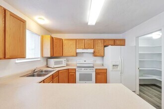 1356 S 1400 E in Provo, UT - Building Photo - Building Photo