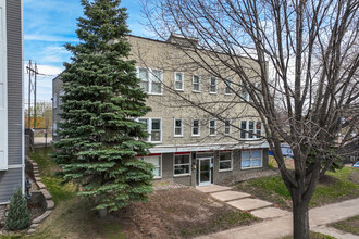 1605 Marshall in St. Paul, MN - Building Photo - Building Photo