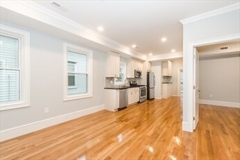 4370 Washington St in Boston, MA - Building Photo - Building Photo