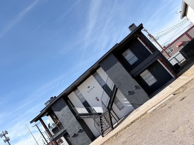 property at 3208 Salisbury Ave