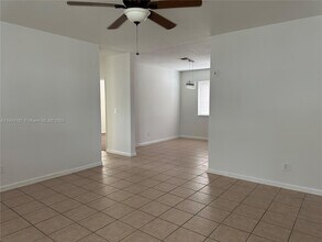 2322 Cleveland St in Hollywood, FL - Building Photo - Building Photo