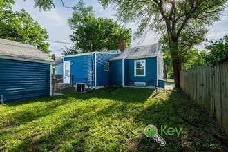 1323 N Terrace Dr in Wichita, KS - Building Photo - Building Photo