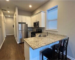 3232 S Wells St, Unit Apt 2F in Chicago, IL - Building Photo