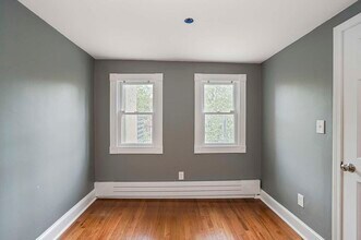 16 Follen St, Unit 3 in Boston, MA - Building Photo - Building Photo