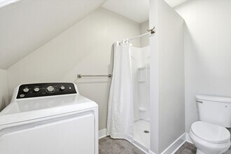 135 Sagamore St in Manchester, NH - Building Photo - Building Photo