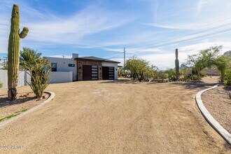 2311 N 58th St in Scottsdale, AZ - Building Photo - Building Photo