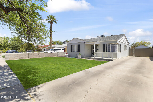 property at 2009 N 17th Ave