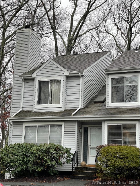 property at 20 E Pembroke Rd