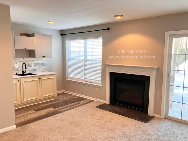 property at 35 Highgrove Ct