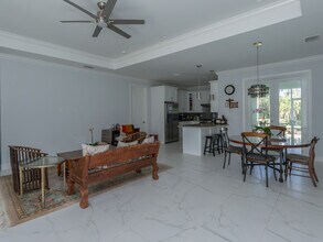 260 Price St in Naples, FL - Building Photo - Building Photo