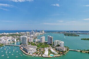 9 Island Ave in Miami Beach, FL - Building Photo