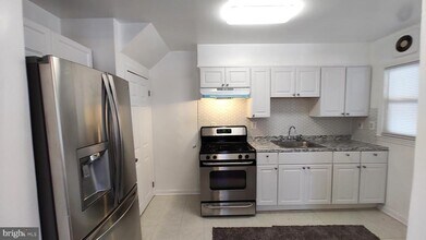 2247 Graythorn Rd in Middle River, MD - Building Photo - Building Photo