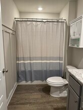 6439 Eastland Cir in Biloxi, MS - Foto de edificio - Building Photo