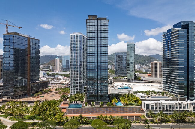 Victoria Place in Honolulu, HI - Building Photo - Building Photo